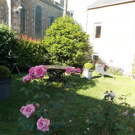 Kwatera prywatna La Vie De Chateau En Toute Amitie Et Simplicite Montaudin