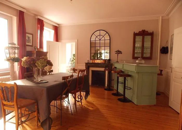 Privat bolig La Vie De Chateau En Toute Amitie Et Simplicite